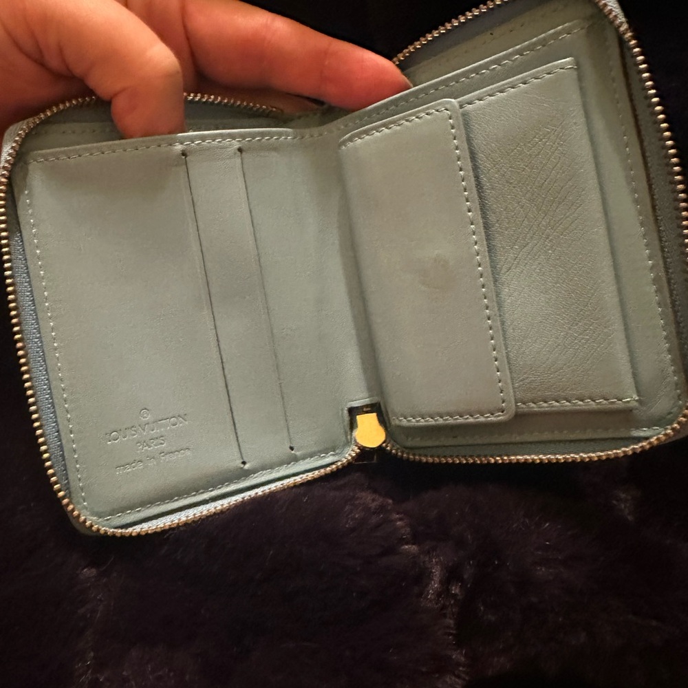 Louis Vuitton Monogram Vernis Broome Wallet - Picture 5 of 9